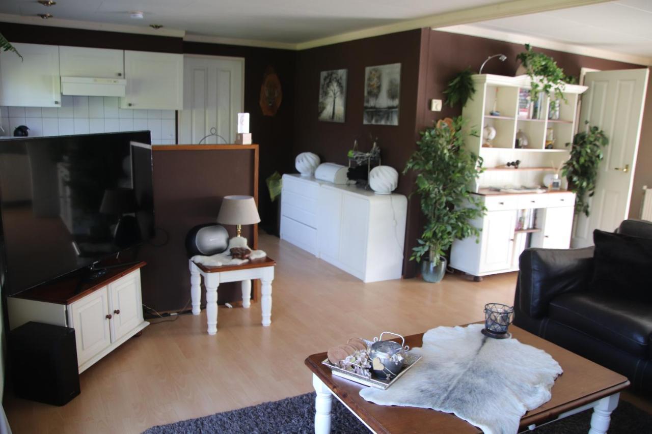 Veluwe Park Reewold Chalet Infinity Putten Eksteriør billede